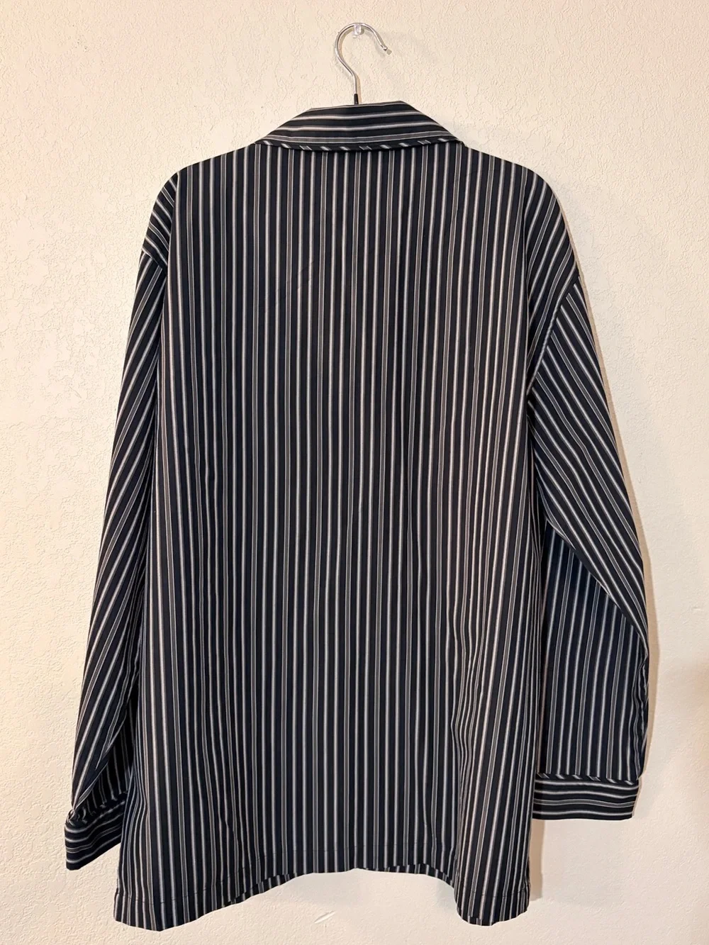 Cotton Murano Long Sleeve Pajama Two Piece Set size Medium Black Gray Stripe